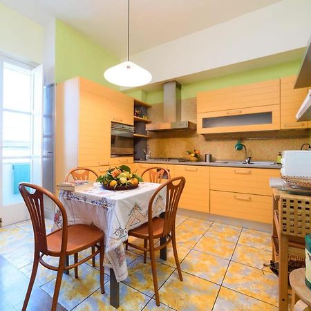 La Camelia Apartment Sorrento Dış mekan fotoğraf